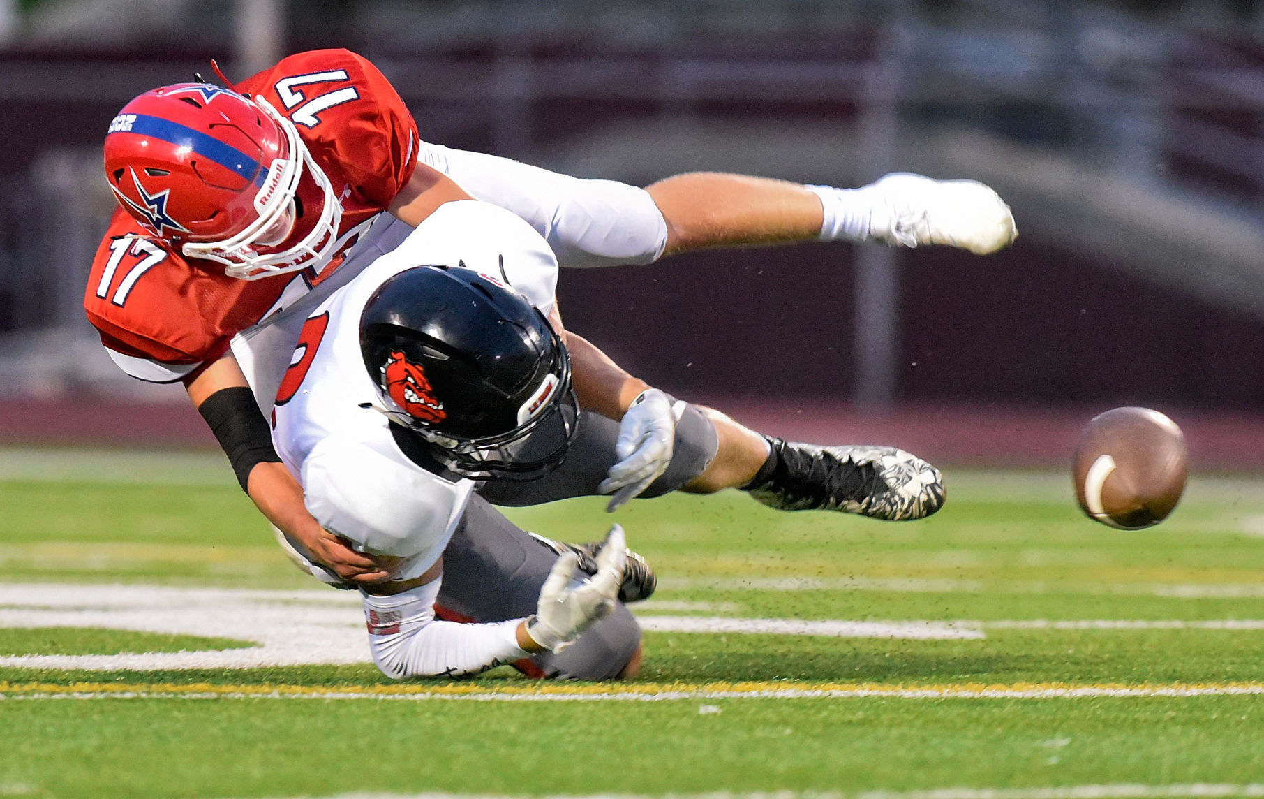 Football Le Mars at Sioux City North